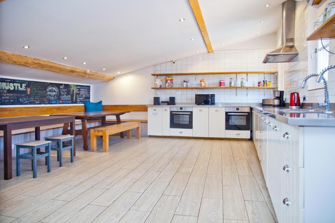 Oasis Hostel Αντίμπ Εξωτερικό φωτογραφία
