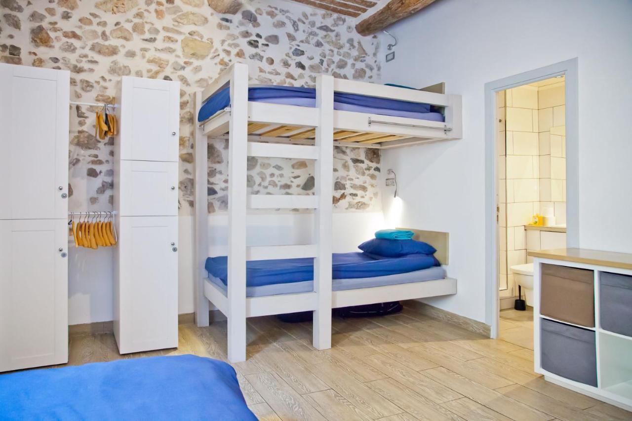Oasis Hostel Αντίμπ Εξωτερικό φωτογραφία