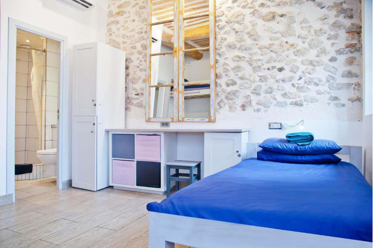 Oasis Hostel Αντίμπ Εξωτερικό φωτογραφία